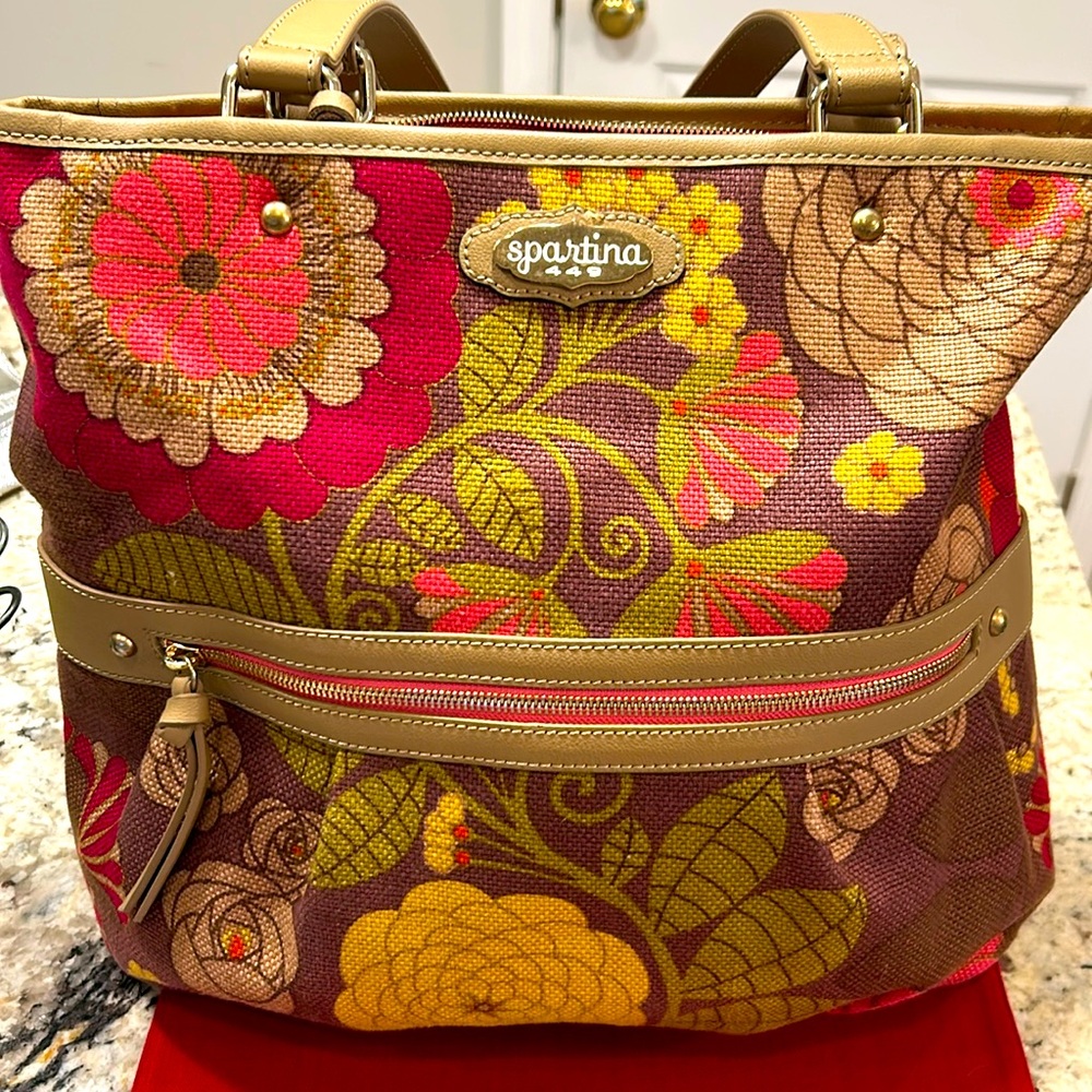 Spartina Floral purse….Brand new only used one time perfect condition…